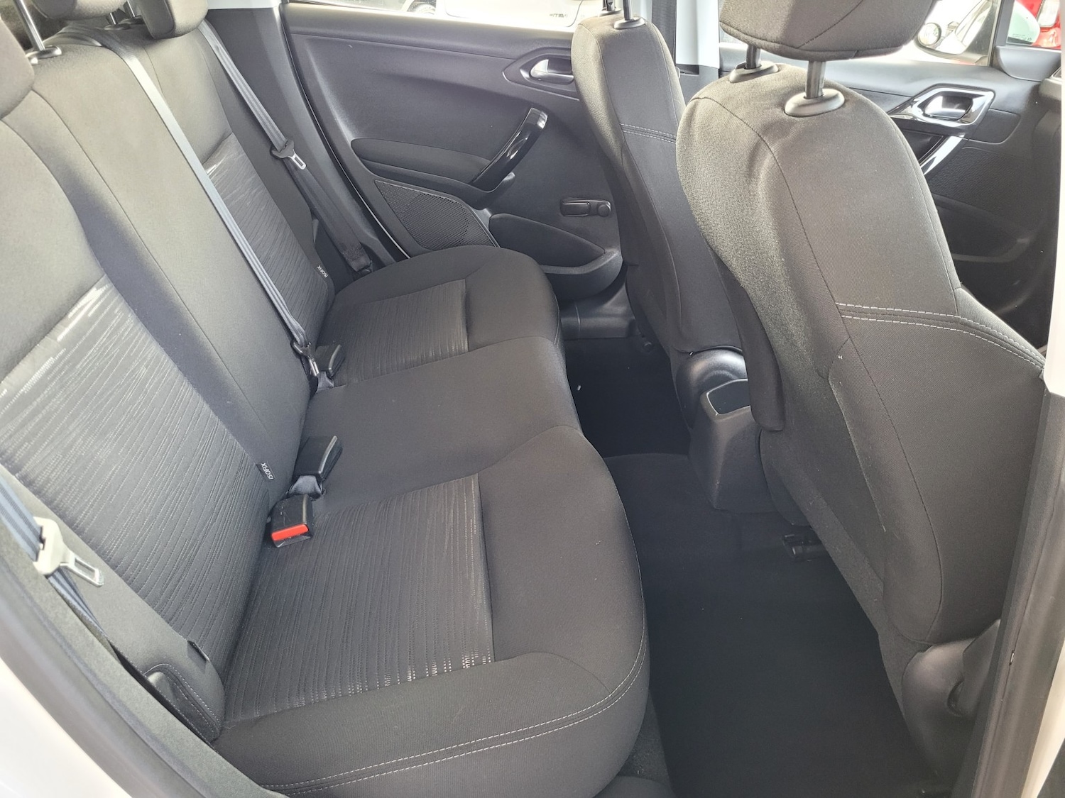 Used Peugeot 208 2015 for sale - 76510866: Photo 17