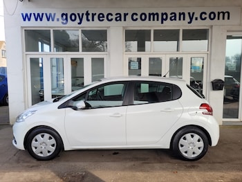 Used Peugeot 208 2015 for sale - 76510866: Photo