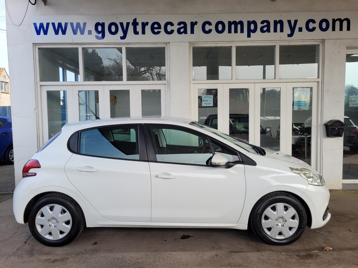 Used Peugeot 208 2015 for sale - 76510866: Photo 8