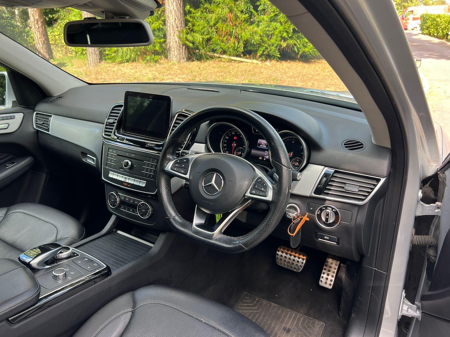 Used Mercedes-Benz GLE 2017 for sale - 77770496: Photo 2