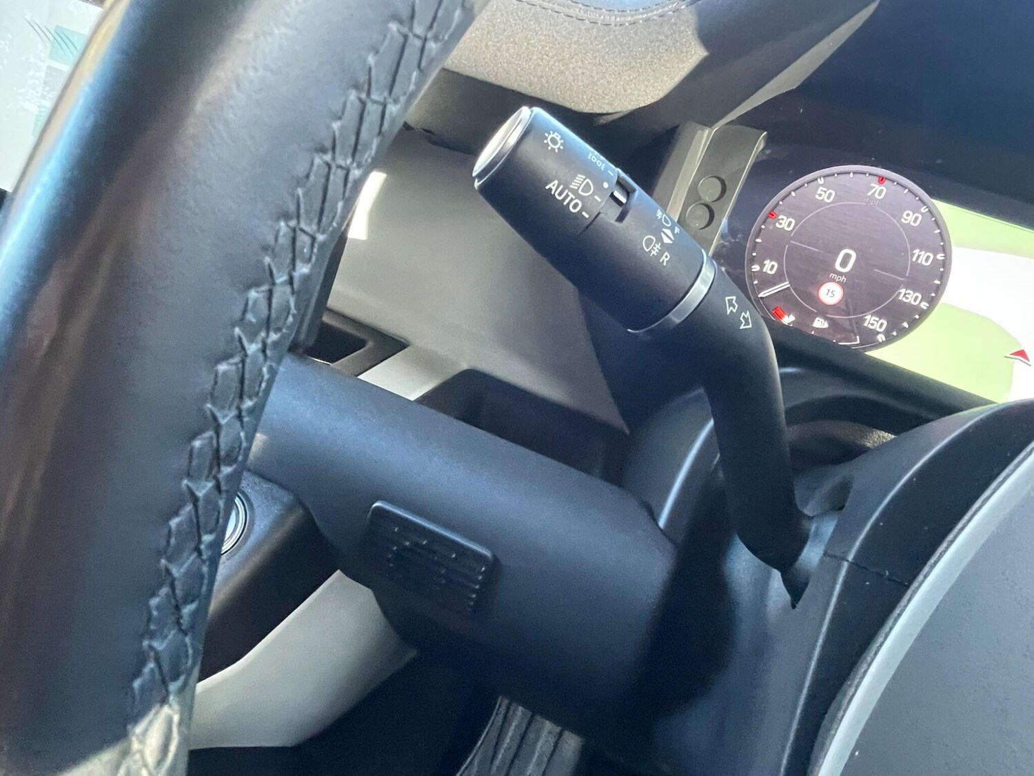 Used Land Rover Defender 90 for sale - 77770482: Photo 33