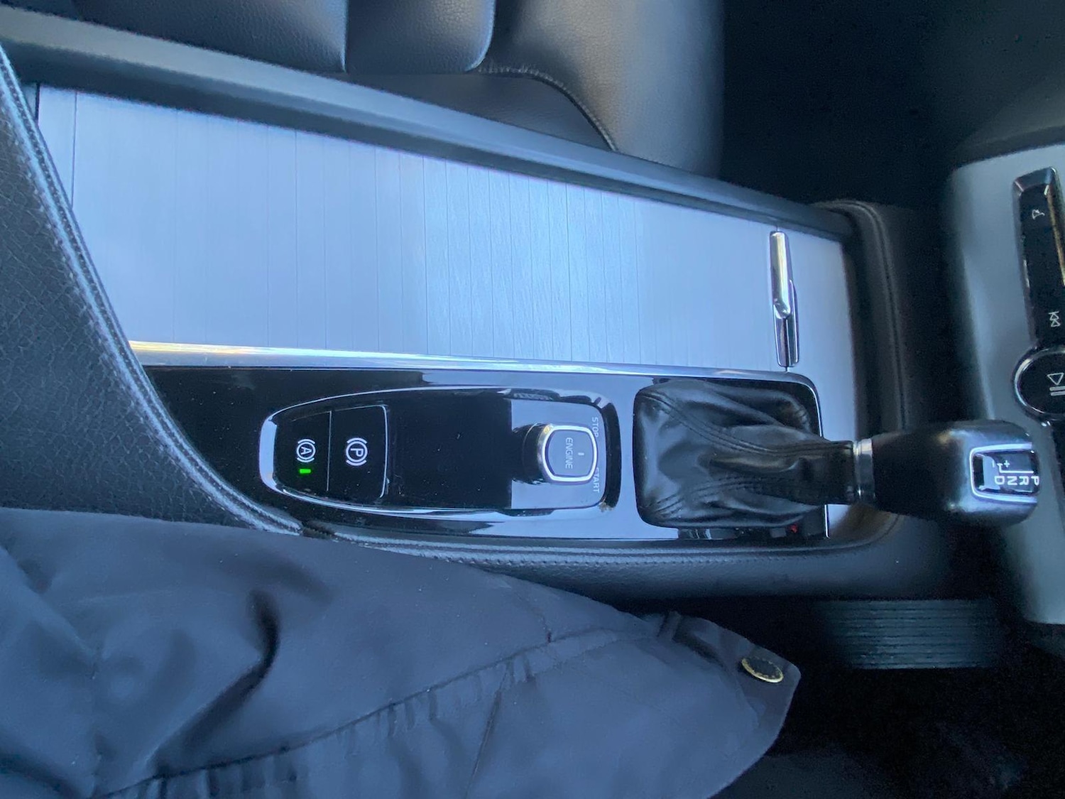 Used Volvo XC90 2015 for sale - 77770494: Photo 17