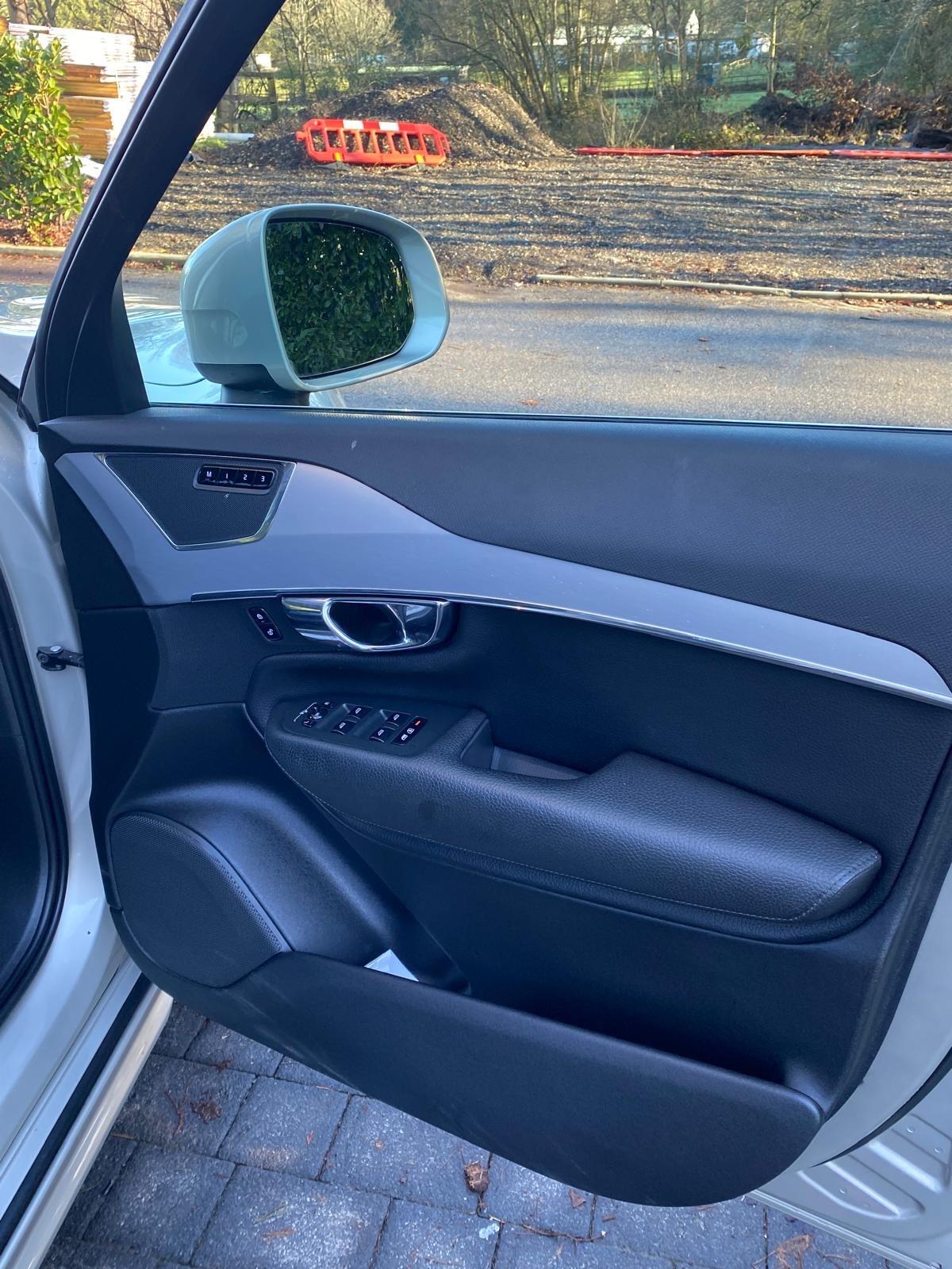 Used Volvo XC90 2015 for sale - 77770494: Photo 4