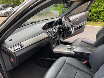 Used Mercedes-Benz E Class 2013 for sale - 78620600: Photo