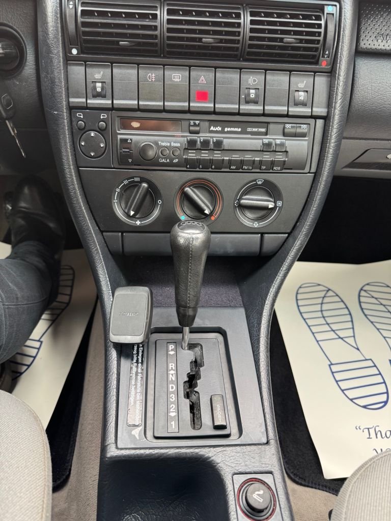 Used Audi A6 Saloon 2004 for sale - 77212123: Photo 11