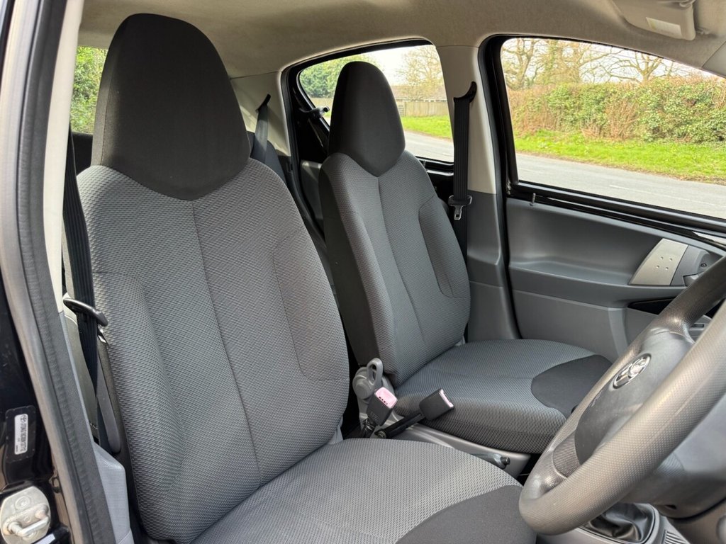 Used Toyota AYGO 2007 for sale - 77952670: Photo 8