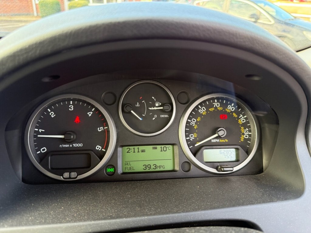 Used Land Rover Freelander 2 2011 for sale - 76751188: Photo 10