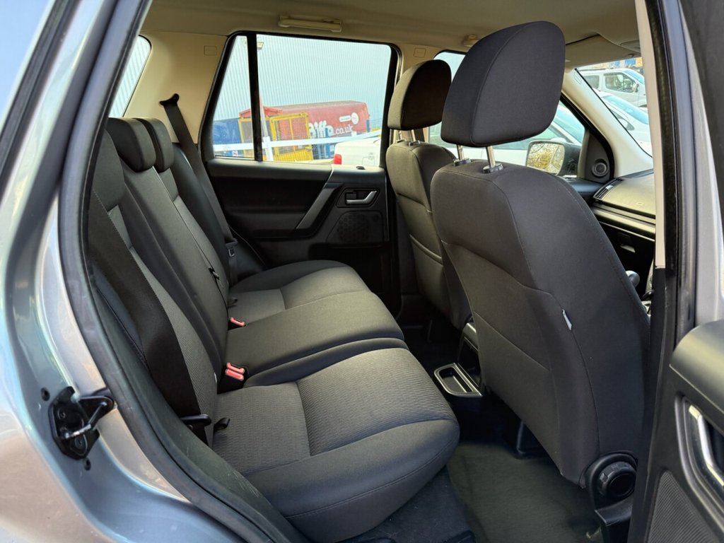 Used Land Rover Freelander 2 2011 for sale - 76751188: Photo 6