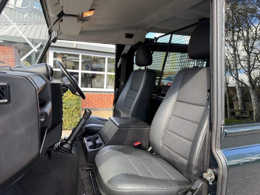 Used Land Rover Defender 2014 for sale - 77341499: Photo 13