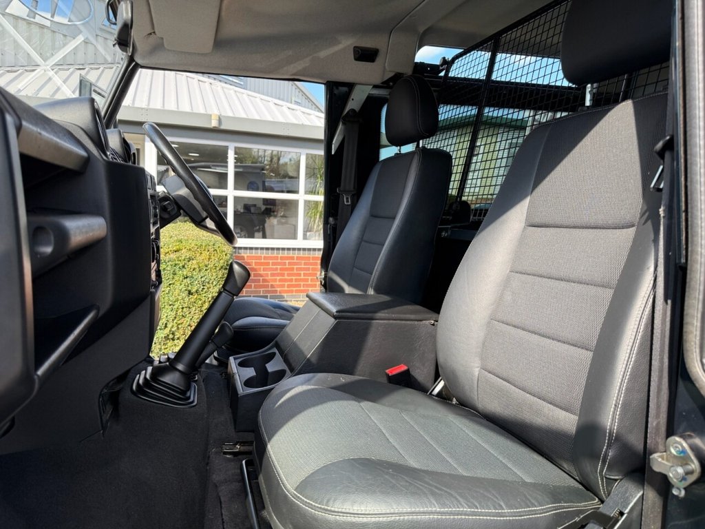 Used Land Rover Defender 2014 for sale - 77341499: Photo 15