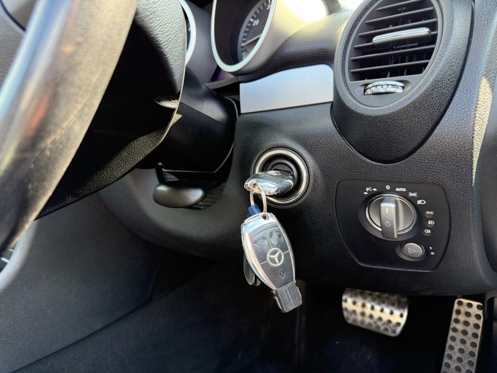 Used Mercedes-Benz SLK 2008 for sale - 77161942: Photo 13