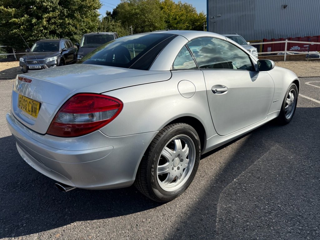 Used Mercedes-Benz SLK 2008 for sale - 77161942: Photo 6