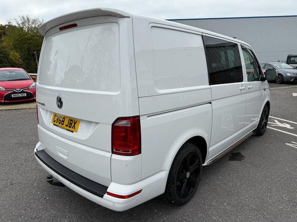 Used Volkswagen Transporter 2018 for sale - 76235787: Photo 18