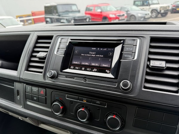 Used Volkswagen Transporter 2018 for sale - 76235787: Photo 23