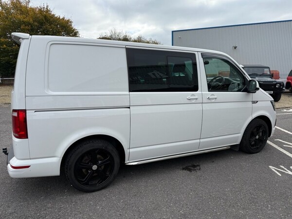 Used Volkswagen Transporter 2018 for sale - 76235787: Photo 2