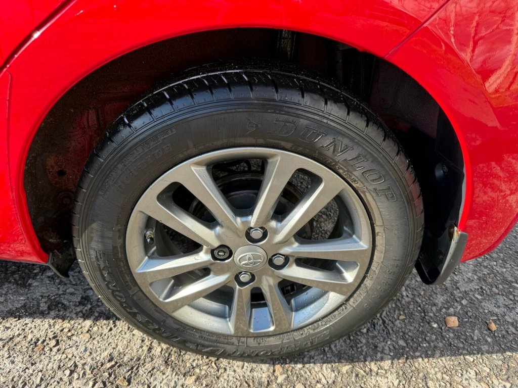 Used Toyota Yaris 2015 for sale - 76185447: Photo 10