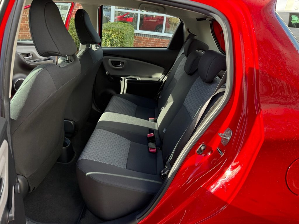 Used Toyota Yaris 2015 for sale - 76185447: Photo 9