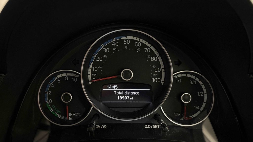 Used Volkswagen up! 2021 for sale - 76582376: Photo 4