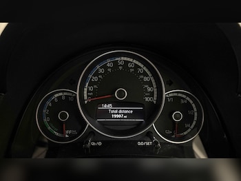 Used Volkswagen up! 2021 for sale - 76582376: Photo