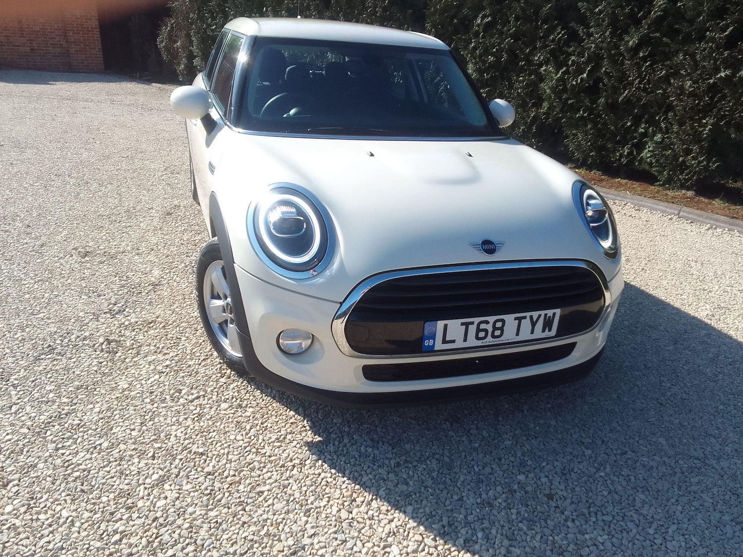 Used MINI Hatch 2018 for sale - 76786691: Photo 4