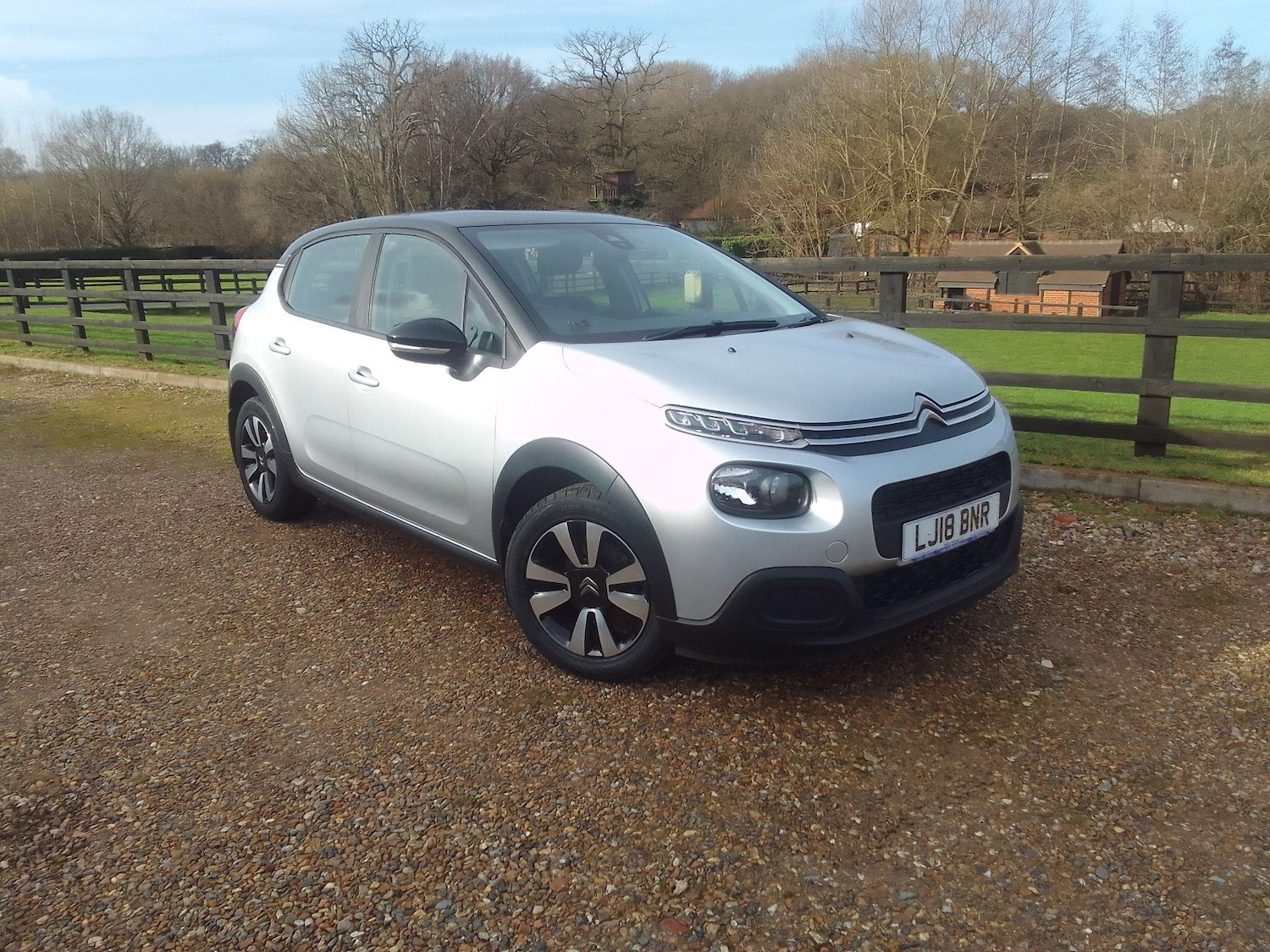 Used Citroen C3 for sale - 76735386: Photo 1