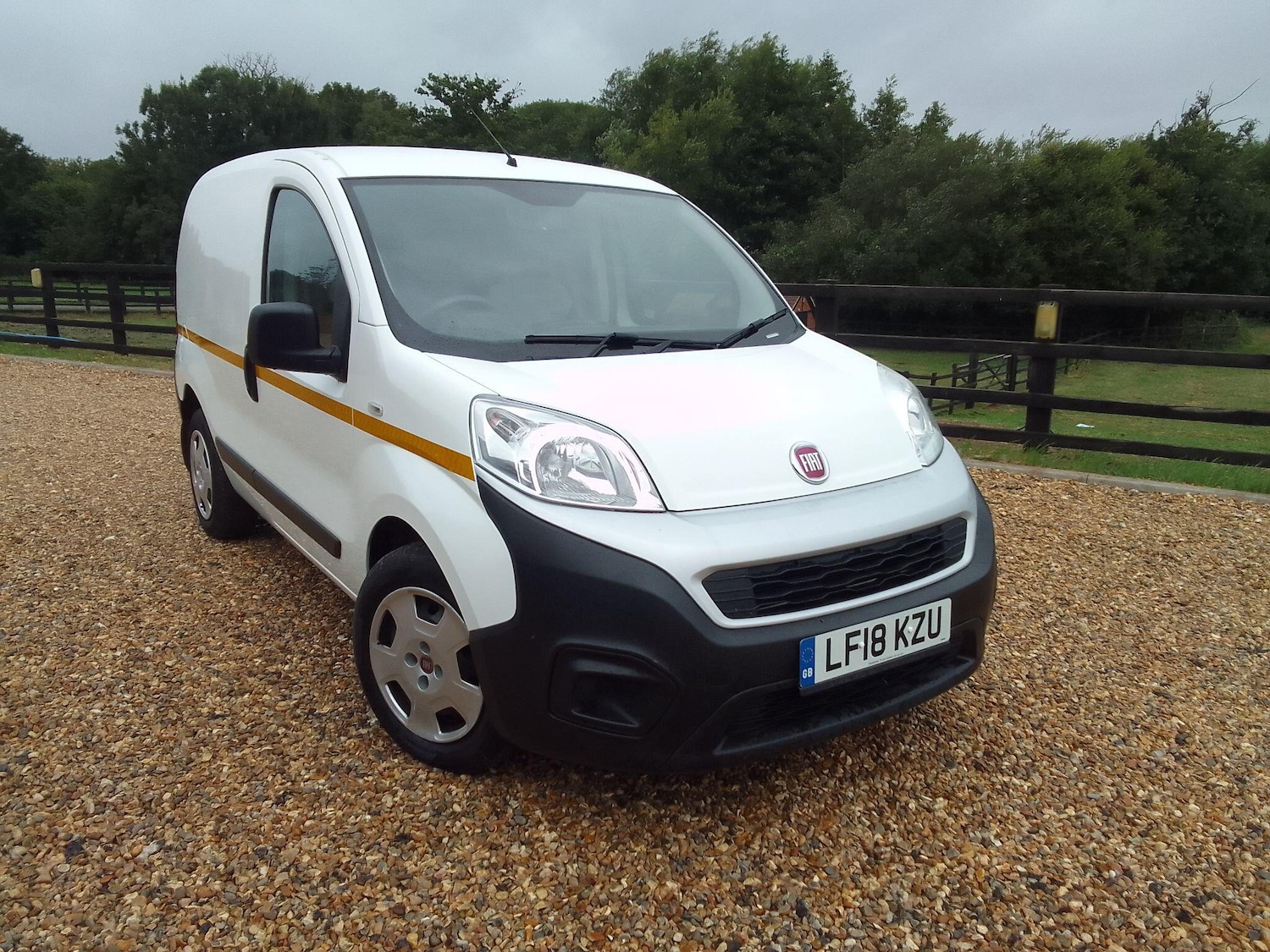 Used Fiat Fiorino for sale - 76735397: Photo 2