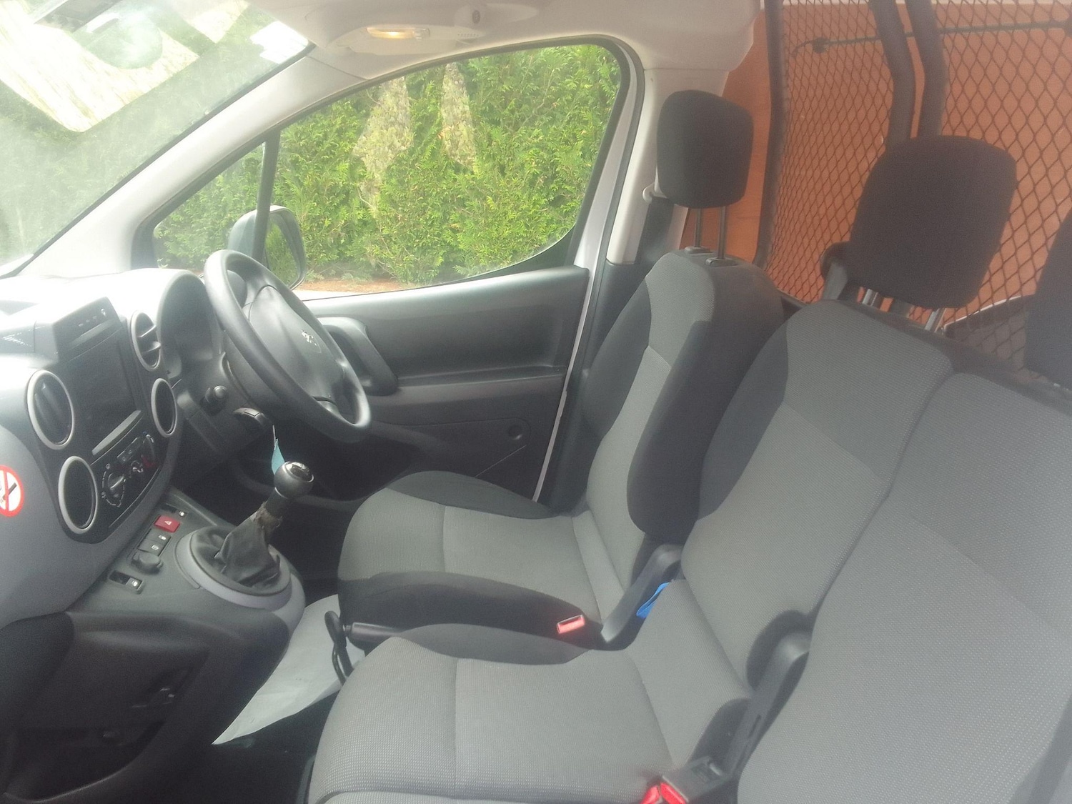 Used Peugeot Partner 2018 for sale - 76735419: Photo 11