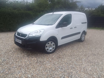 Used Peugeot Partner 2018 for sale - 76735419: Photo