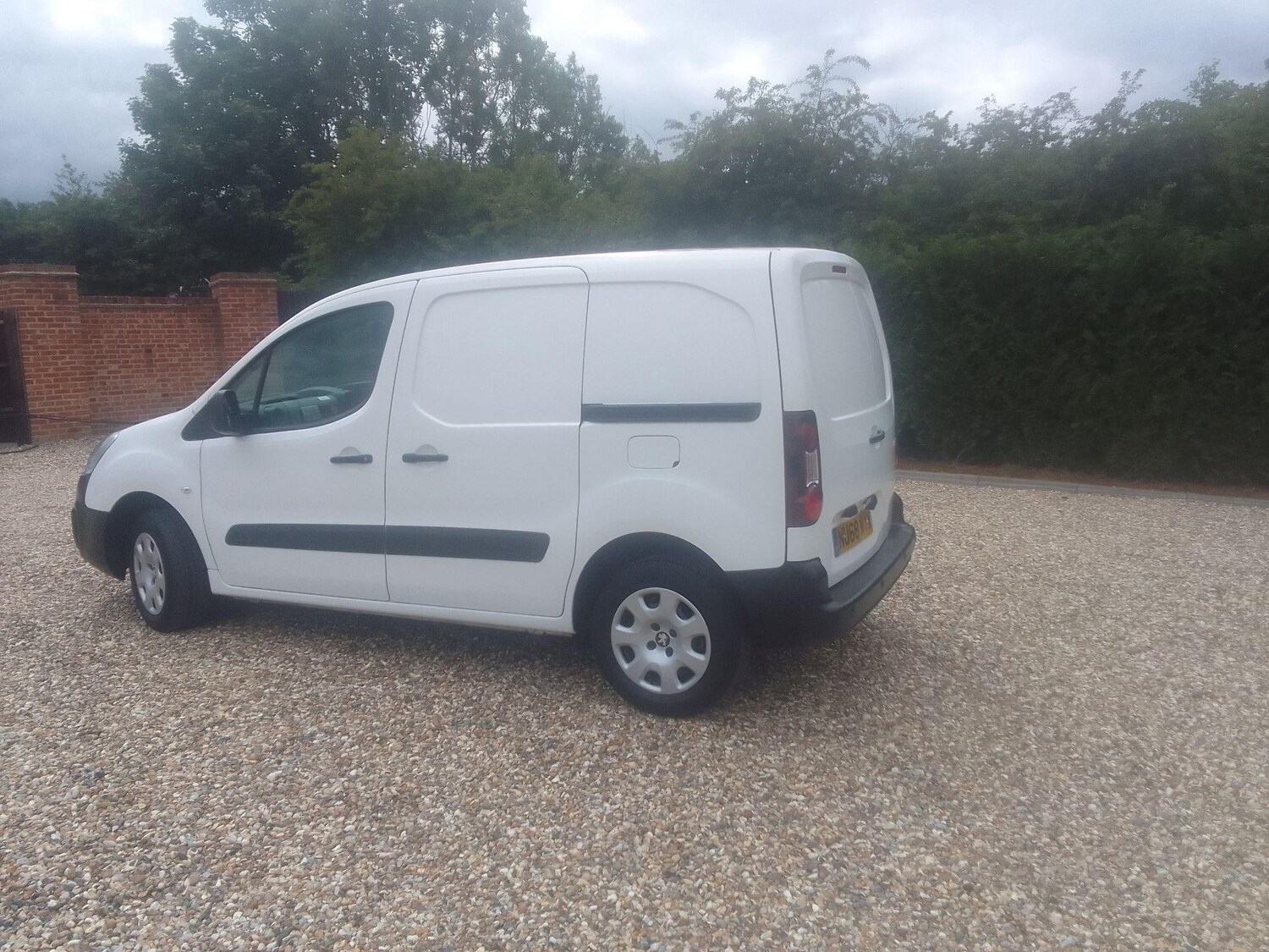 Used Peugeot Partner 2018 for sale - 76735419: Photo 3