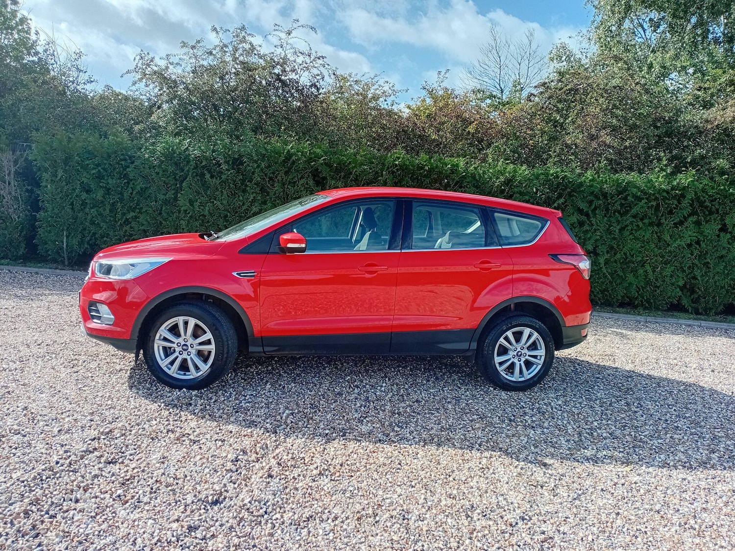 Used Ford Kuga 2017 for sale - 76735327: Photo 3