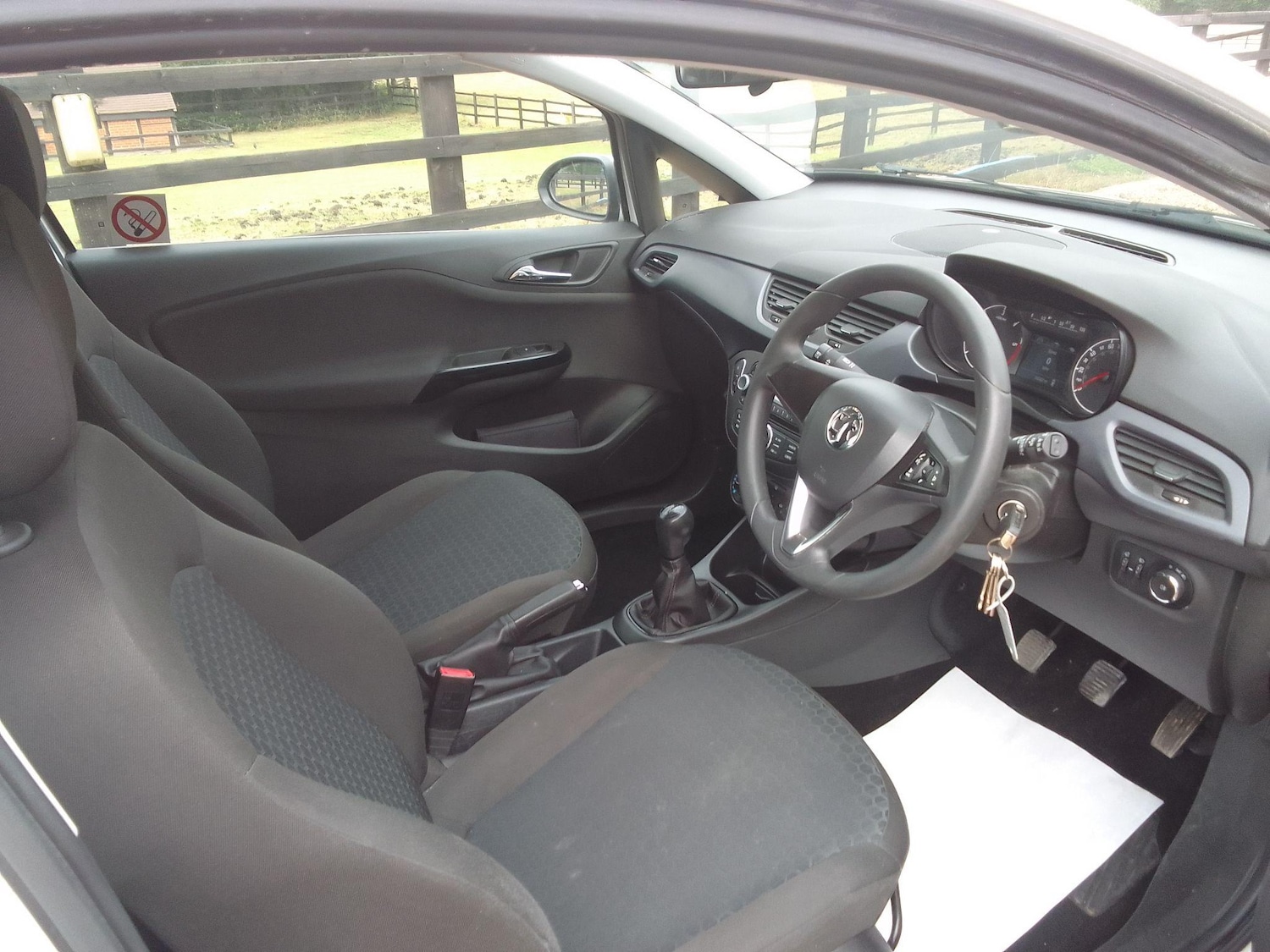 Used Vauxhall Corsa 2016 for sale - 76735325: Photo 14