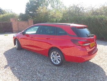 Used Vauxhall Astra 2018 for sale - 76735380: Photo
