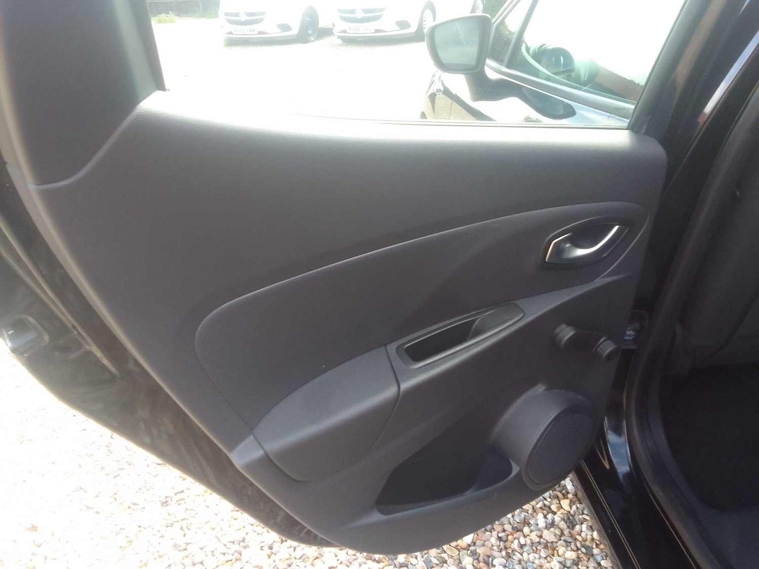 Used Renault Clio for sale - 76735500: Photo 11