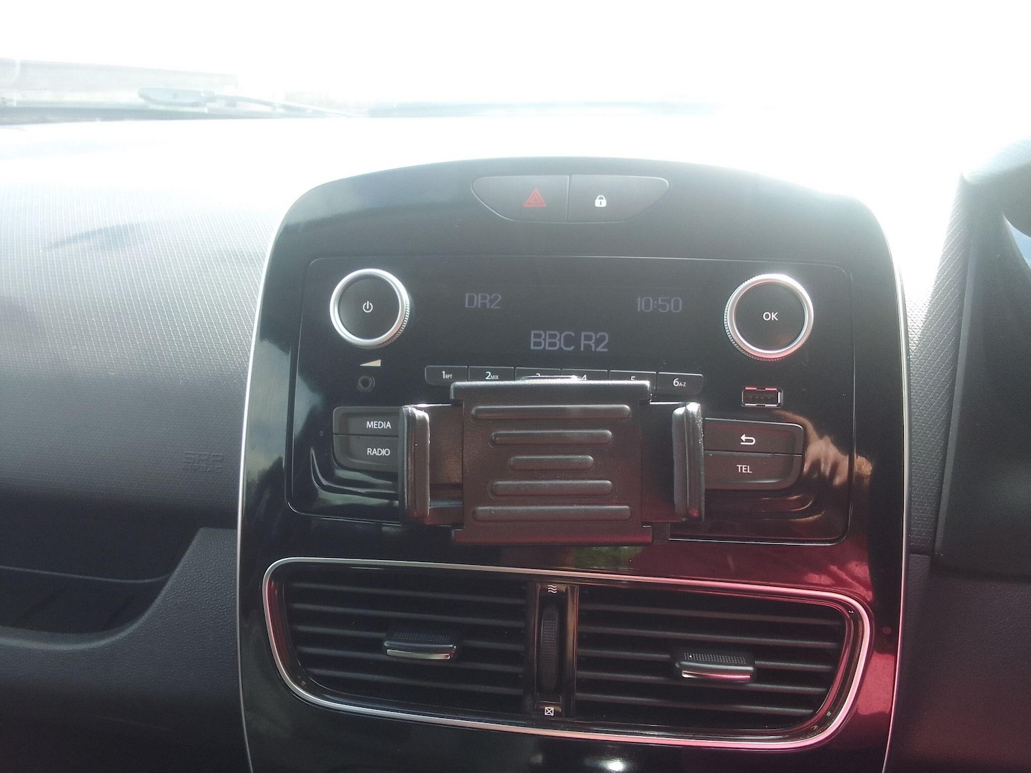 Used Renault Clio for sale - 76735500: Photo 21