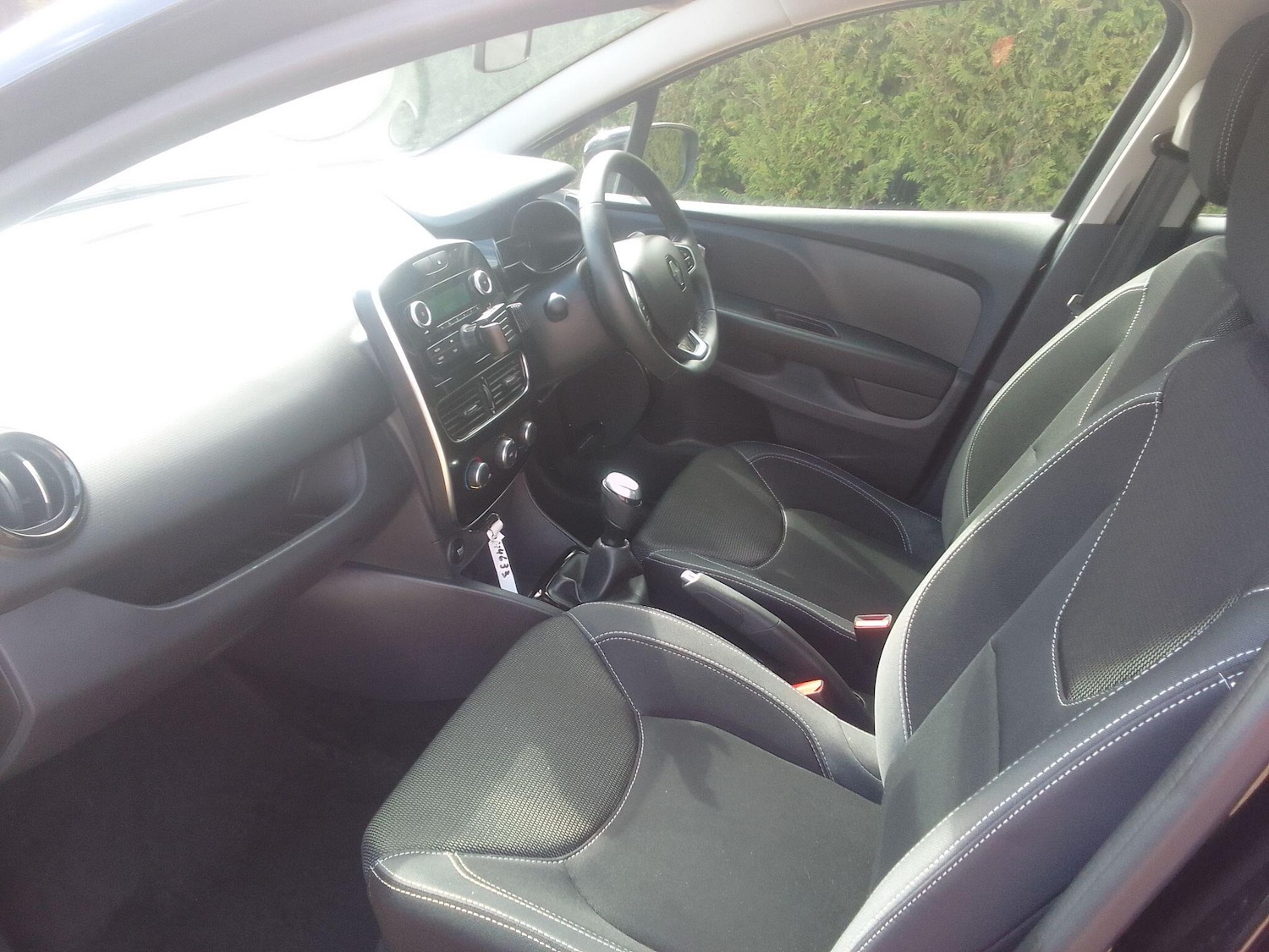 Used Renault Clio for sale - 76735500: Photo 8