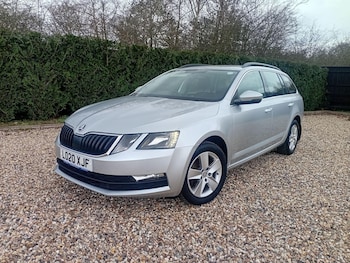 Used Skoda Octavia 2020 for sale - 77709561: Photo