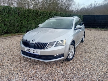 Used Skoda Octavia 2020 for sale - 77709561: Photo