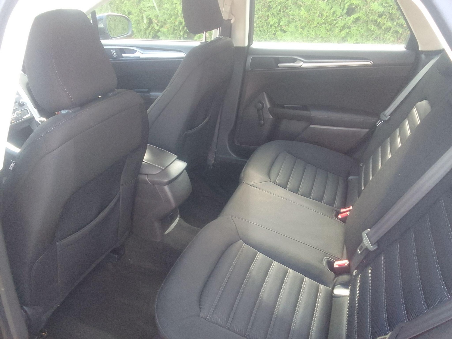 Used Ford Mondeo 2017 for sale - 76802370: Photo 13