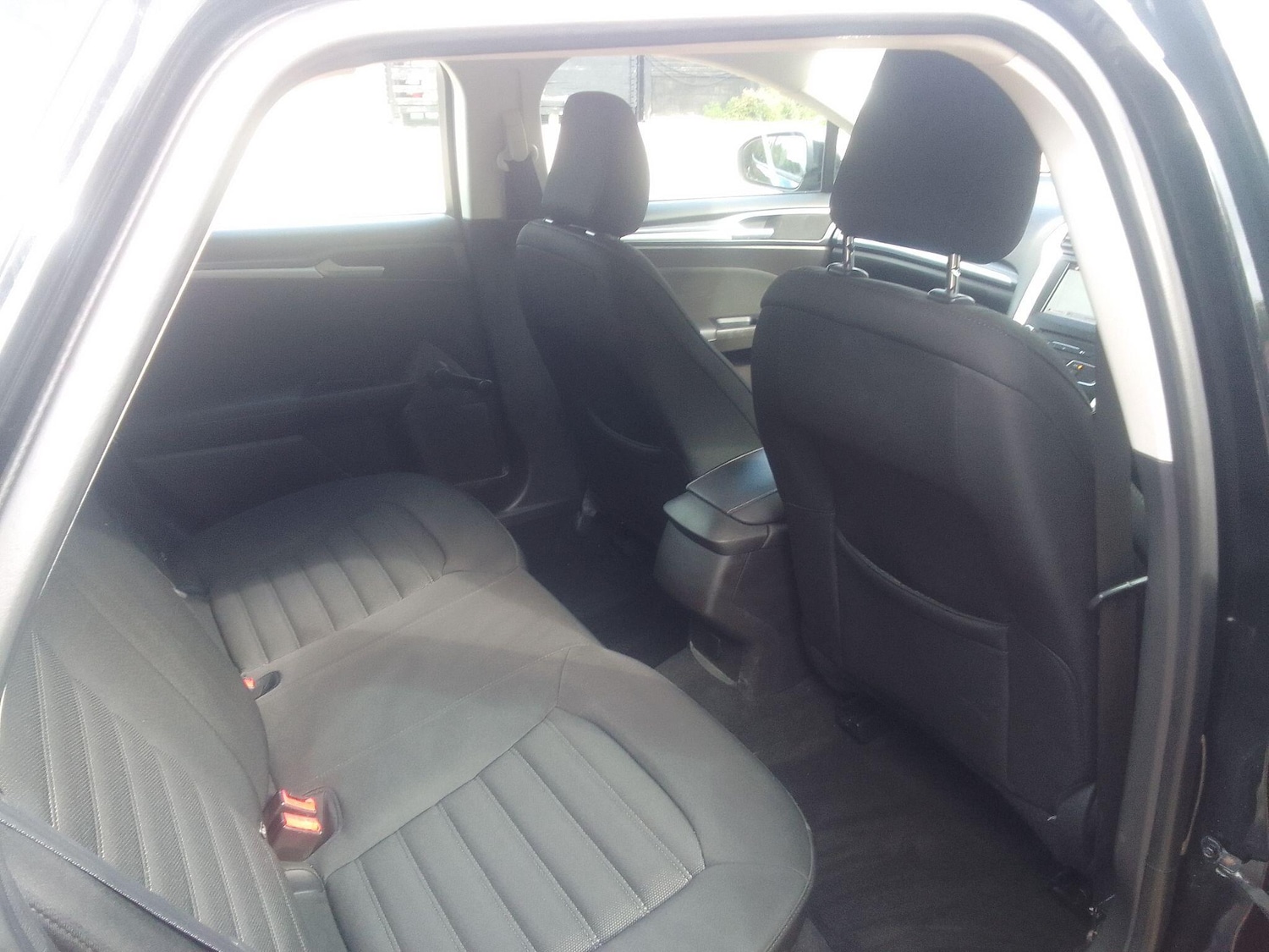 Used Ford Mondeo 2017 for sale - 76802370: Photo 17