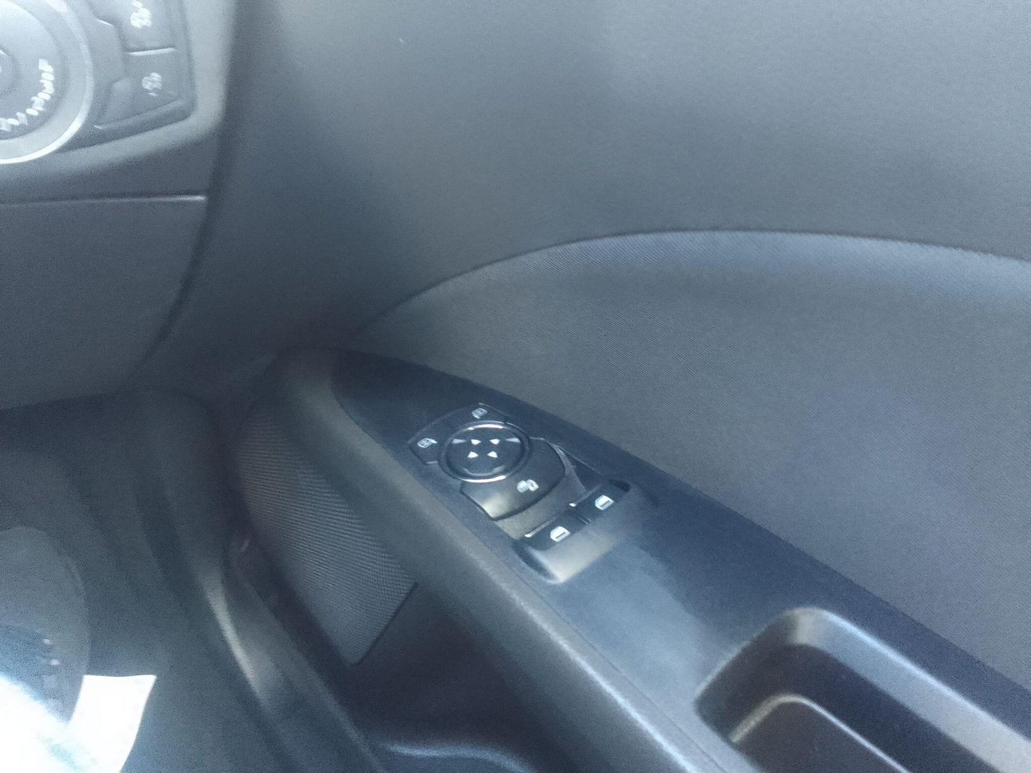 Used Ford Mondeo 2017 for sale - 76802370: Photo 27