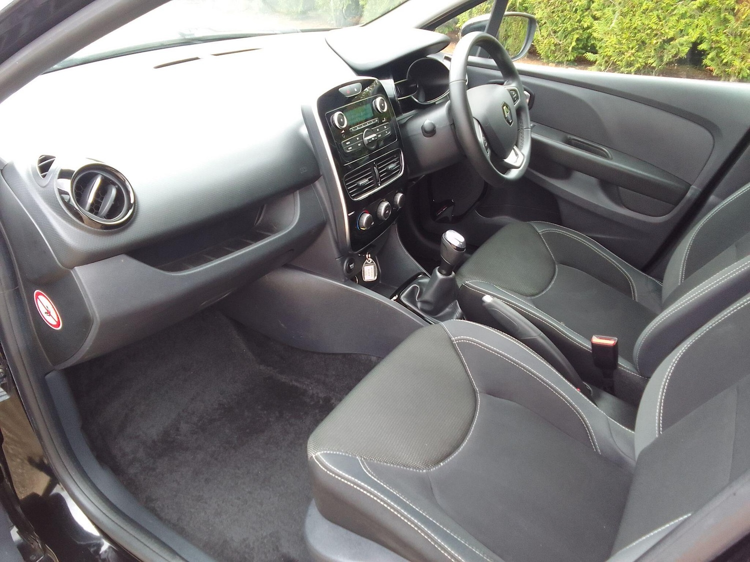 Used Renault Clio for sale - 76735448: Photo 12
