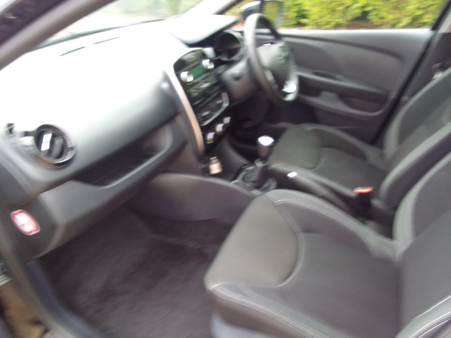 Used Renault Clio for sale - 76735448: Photo 13