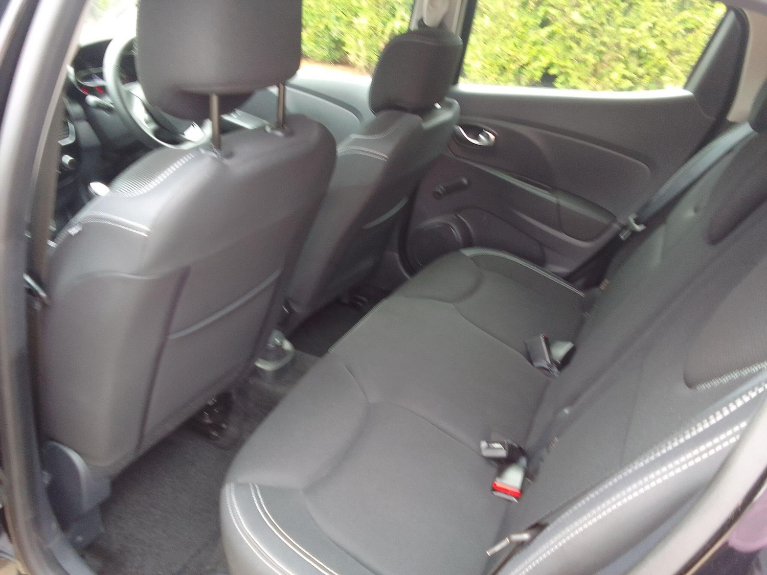 Used Renault Clio for sale - 76735448: Photo 15