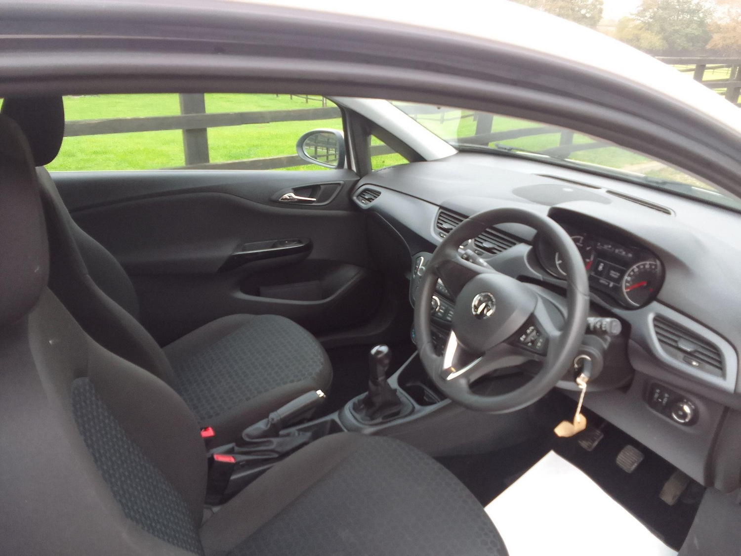 Used Vauxhall Corsa 2016 for sale - 76735276: Photo 12