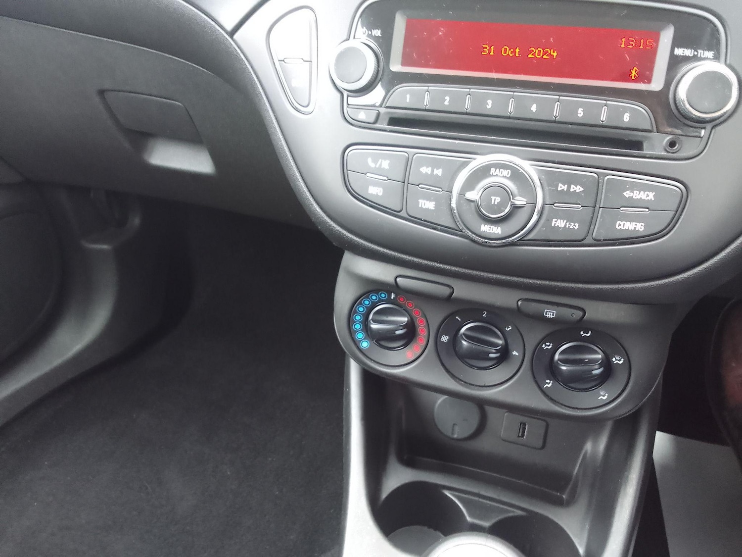 Used Vauxhall Corsa 2016 for sale - 76735276: Photo 19