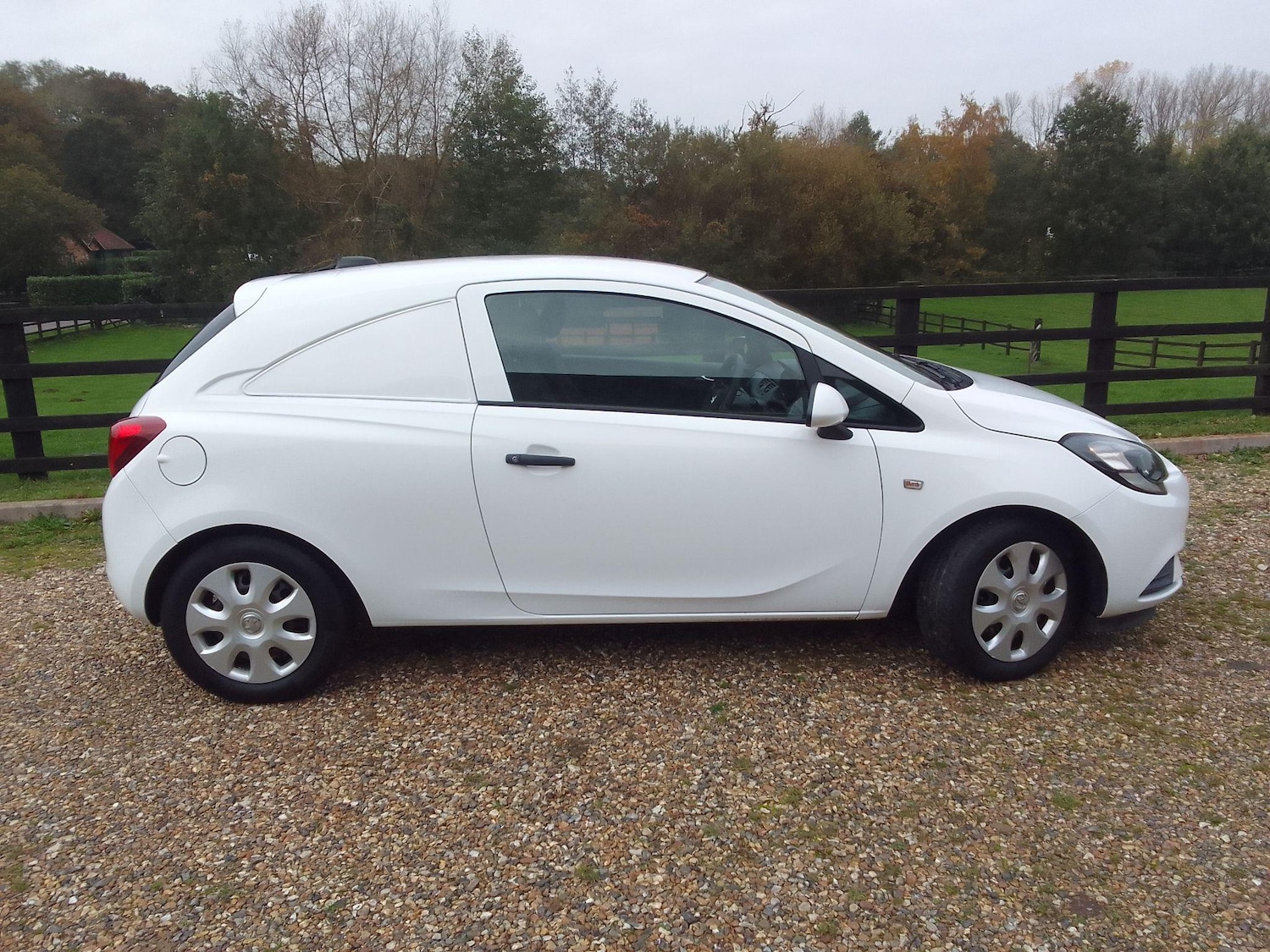 Used Vauxhall Corsa 2016 for sale - 76735276: Photo 5