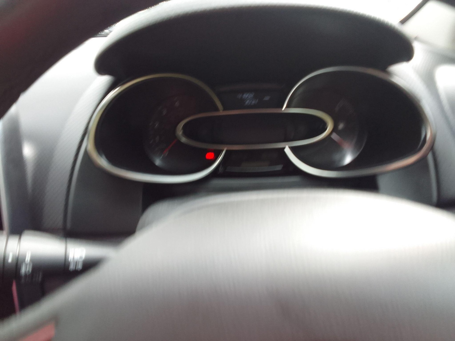 Used Renault Clio for sale - 76735377: Photo 17