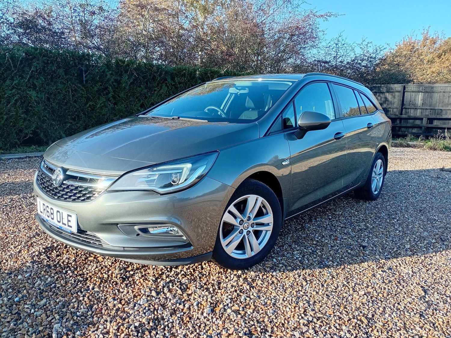 Used Vauxhall Astra 2024 for sale - 76735048: Photo 1