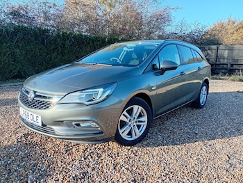 Vauxhall - Astra