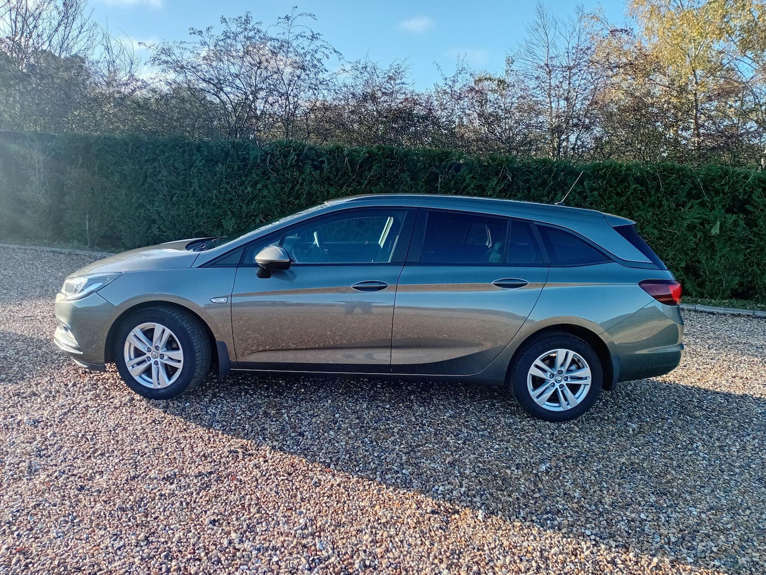 Used Vauxhall Astra 2024 for sale - 76735048: Photo 3